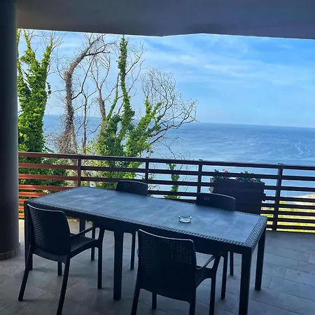 Apartment Baia Vallugola Exclusive Castel di Mezzo